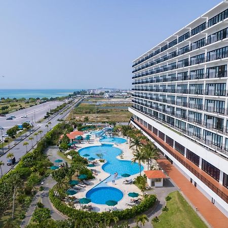 Southern Beach Hotel & Resort Itoman Exteriör bild