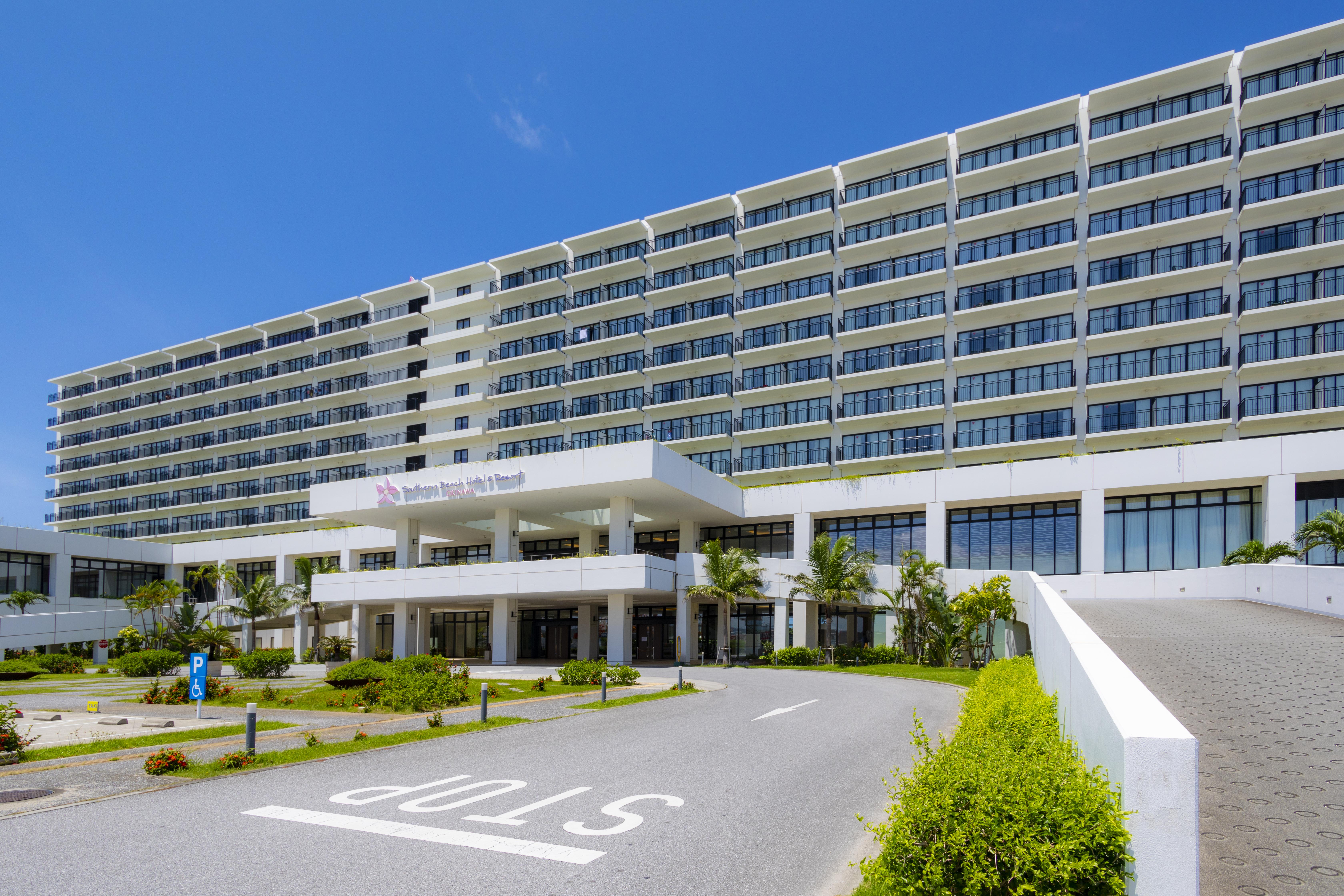 Southern Beach Hotel & Resort Itoman Exteriör bild