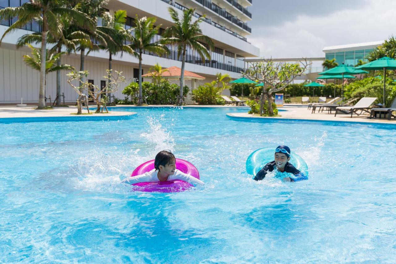 Southern Beach Hotel & Resort Itoman Exteriör bild