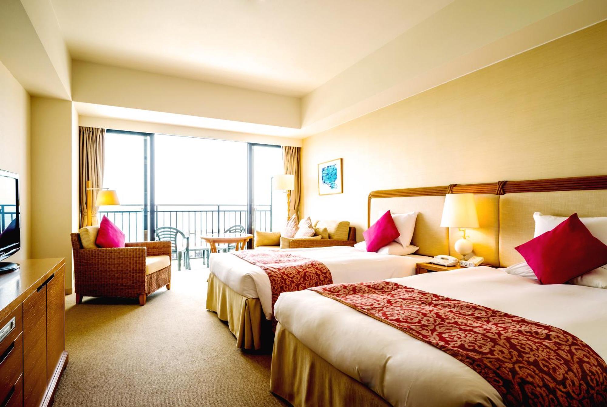 Southern Beach Hotel & Resort Itoman Exteriör bild